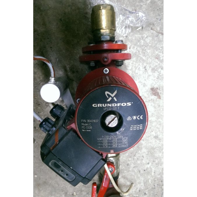 Циркуляционный насос Grundfos UPS40-120 F 3x400-415V 50 HZ