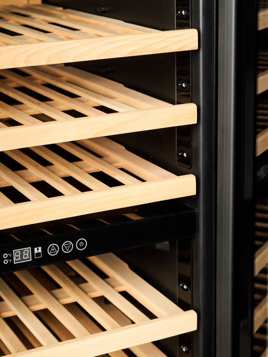 Отдельностоящий винный шкаф 101-200 бутылок Vinosafe VSN110BD